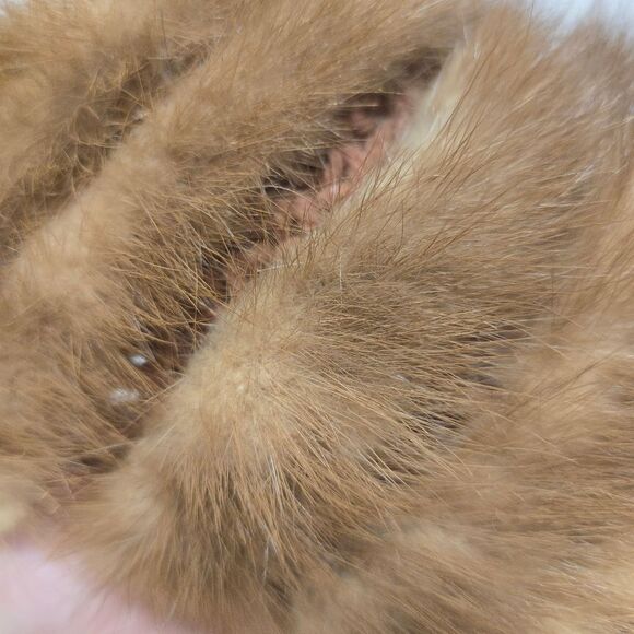 Vintage Deborah Exclusive Real Mink Fur Crochet Beanie Hat - Picture 8 of 9